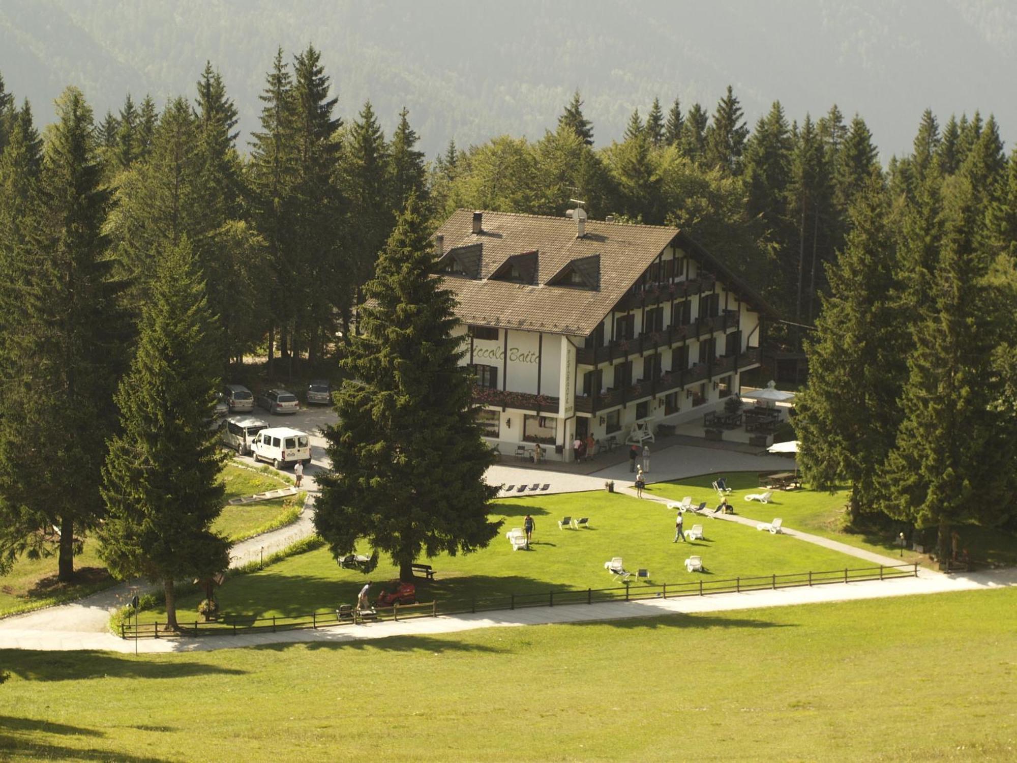 Hotel Piccola Baita Molveno Exterior foto